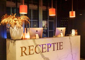 Lunch and dinner served