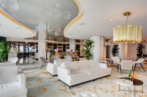 Sala de estar en el lobby