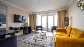 Suite | Woonruimte | Een flatscreentelevisie