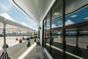 Ferry terminal shuttle - Hotel Ever Spring (Magong)