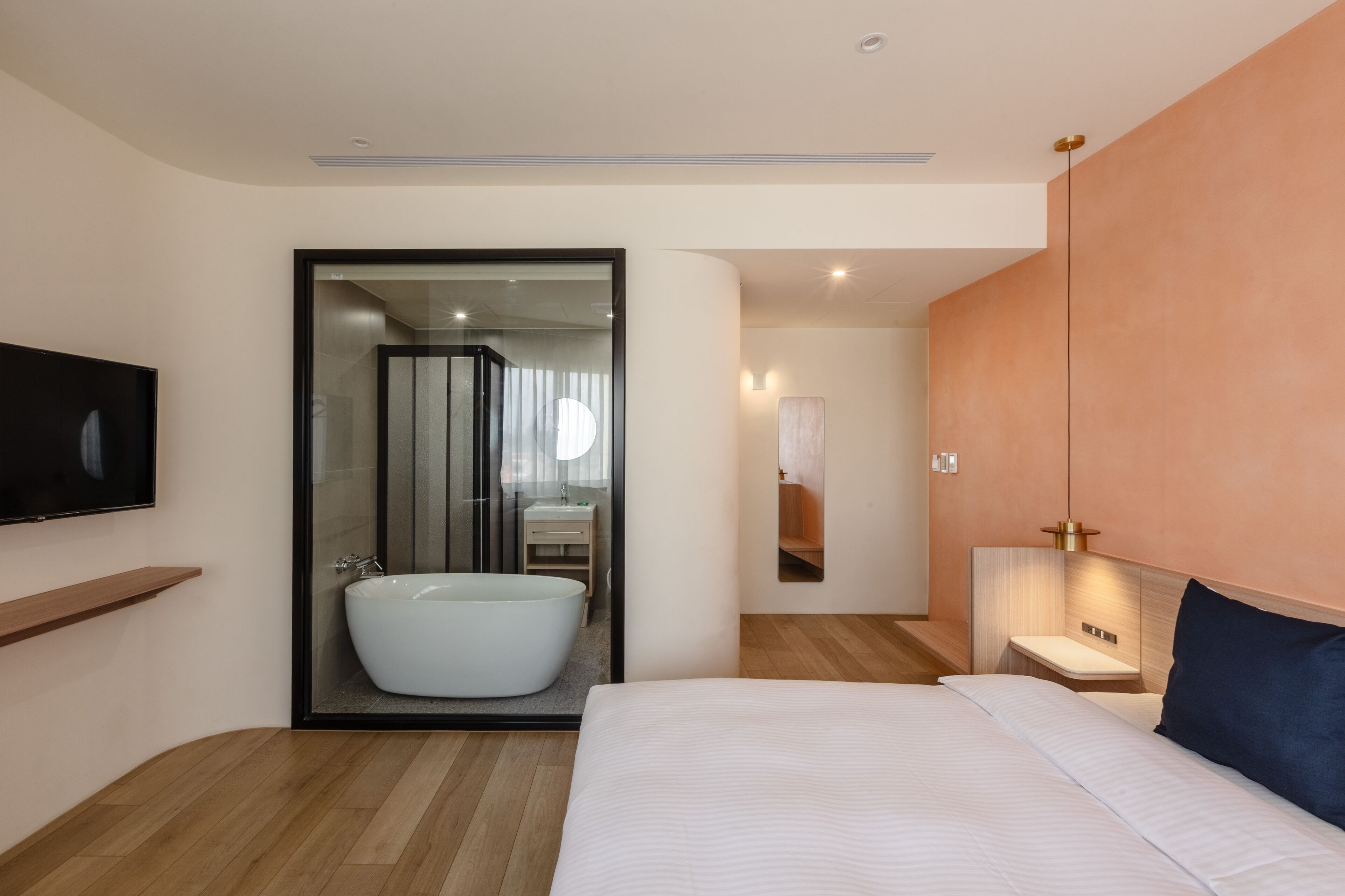 deluxe quadruple room | 1 bedroom, premium bedding, individually decorated