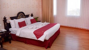 Deluxe Room - Quds Royal Hotel Surabaya (Surabaya)