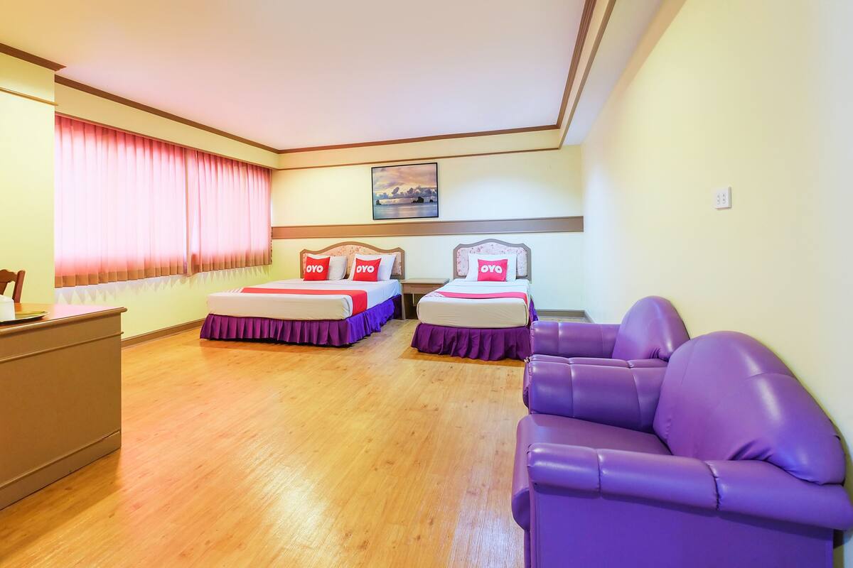 Family Suite | Desk, soundproofing, free WiFi, bed sheets