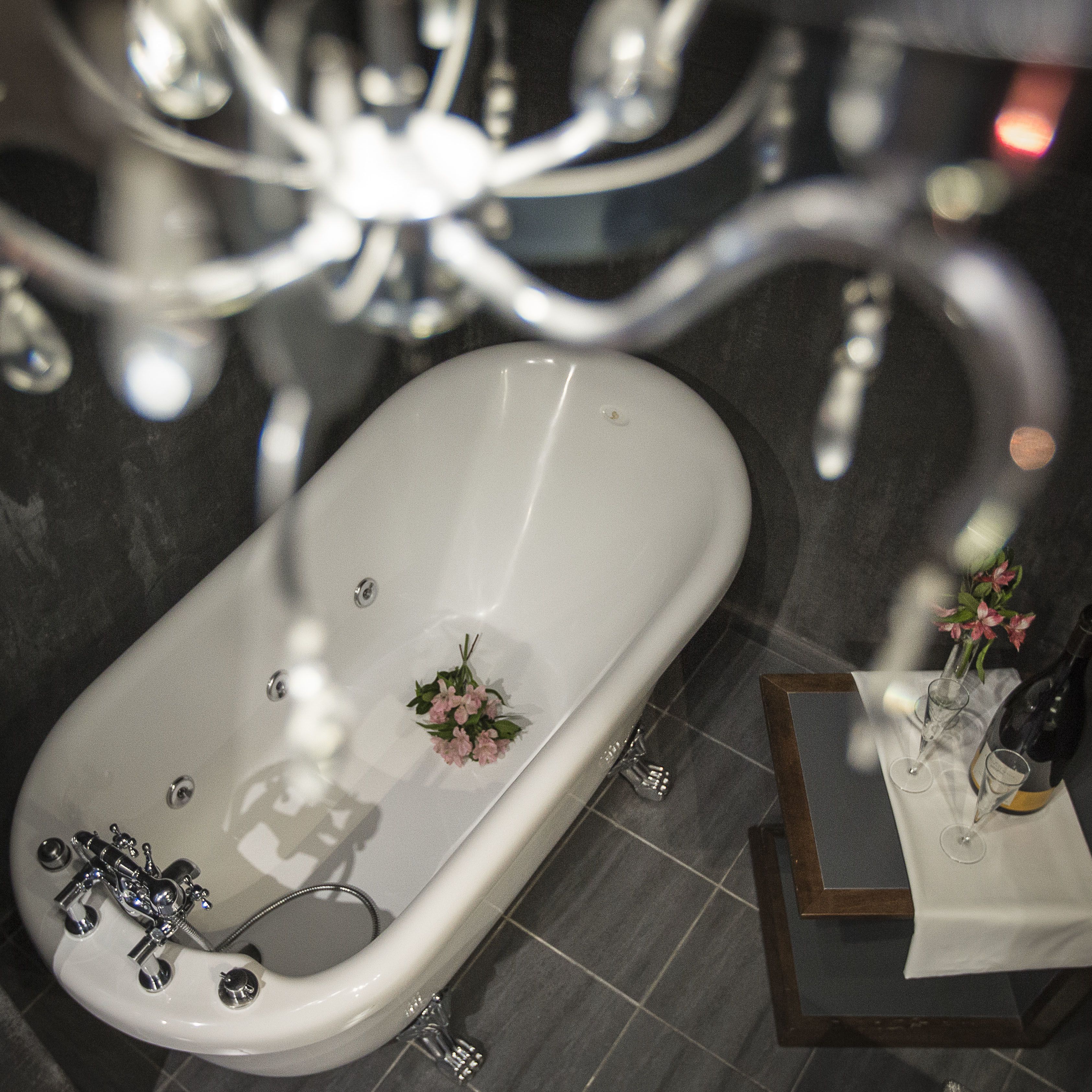 suite, jetted tub, city view (emerald) | bathroom | designer toiletries, hair dryer, bathrobes, slippers