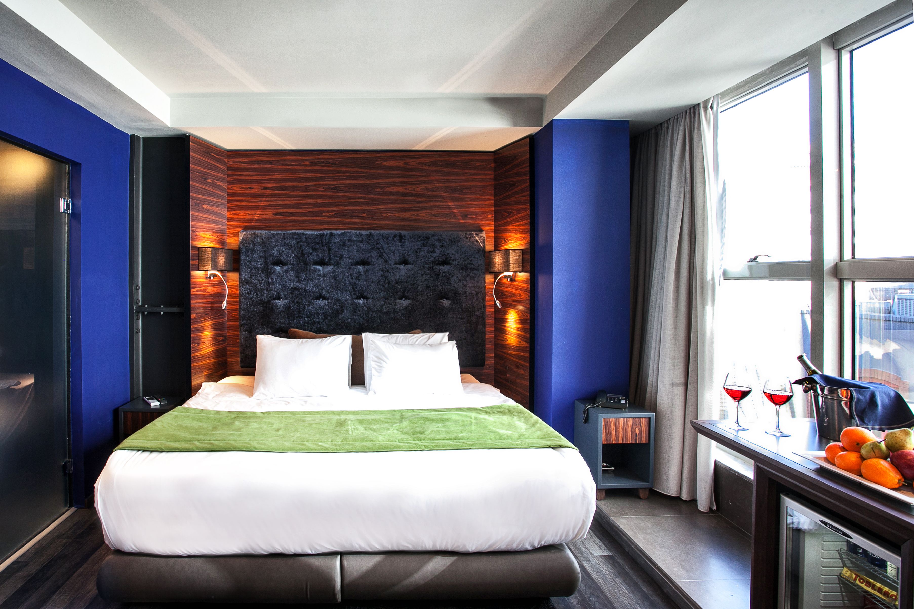 suite, city view (pearl) | view from room