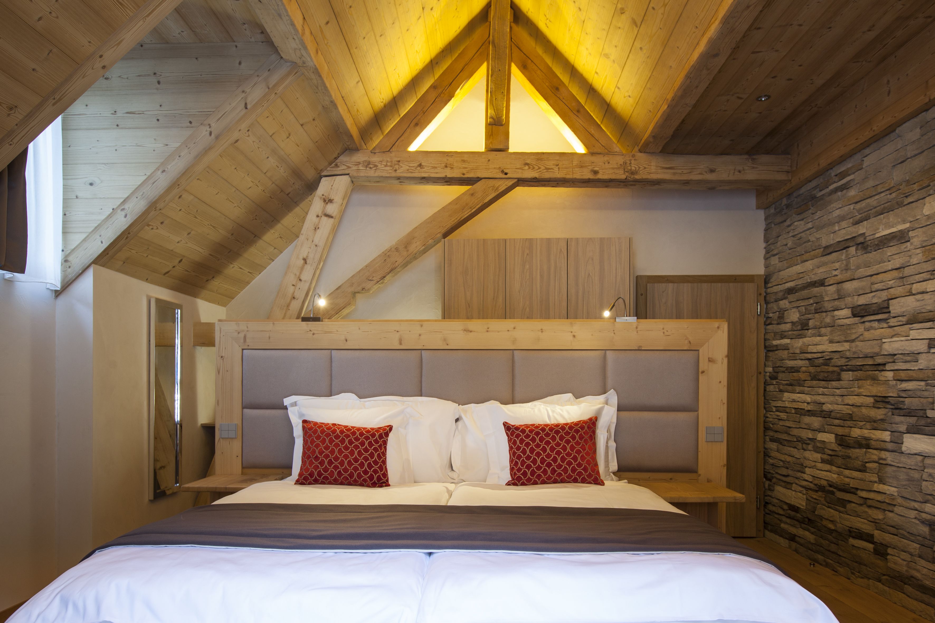 superior room | free minibar items, in-room safe, blackout curtains, soundproofing