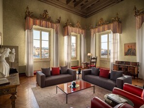 Lobby lounge - Leone Blu Suites | UNA Esperienze (Florence)