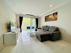 Living area - The Place Pratumnak by PSR ASIA (Pattaya)