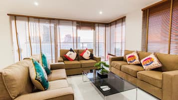 Three Bedroom Apartment | 1 ห้องนอน, Wi-Fi ฟรี