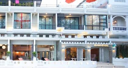 De Sea Almond Hotel Chumphon