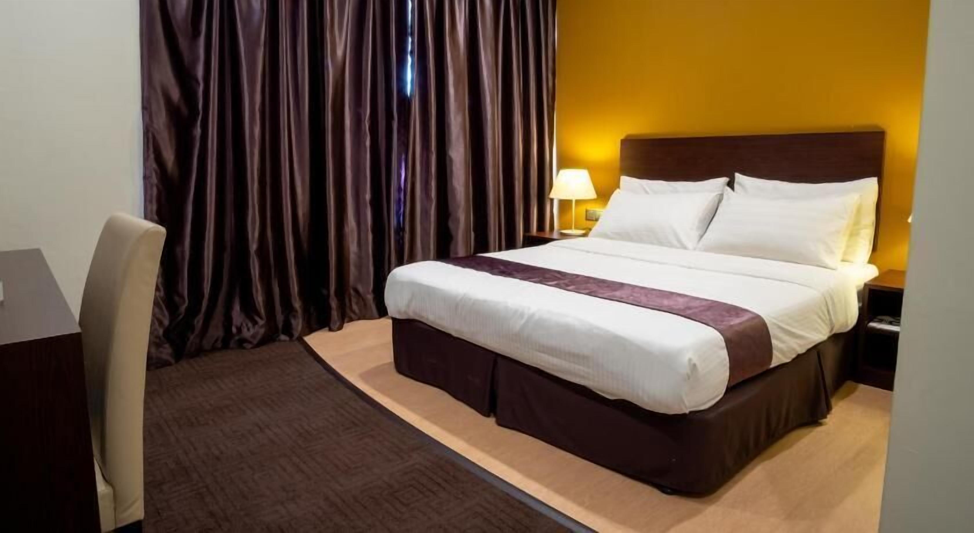 Desk, iron/ironing board, free WiFi, bed sheets