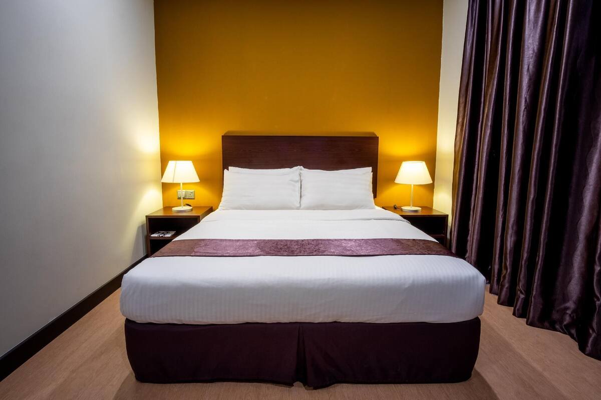 Desk, iron/ironing board, free WiFi, bed sheets