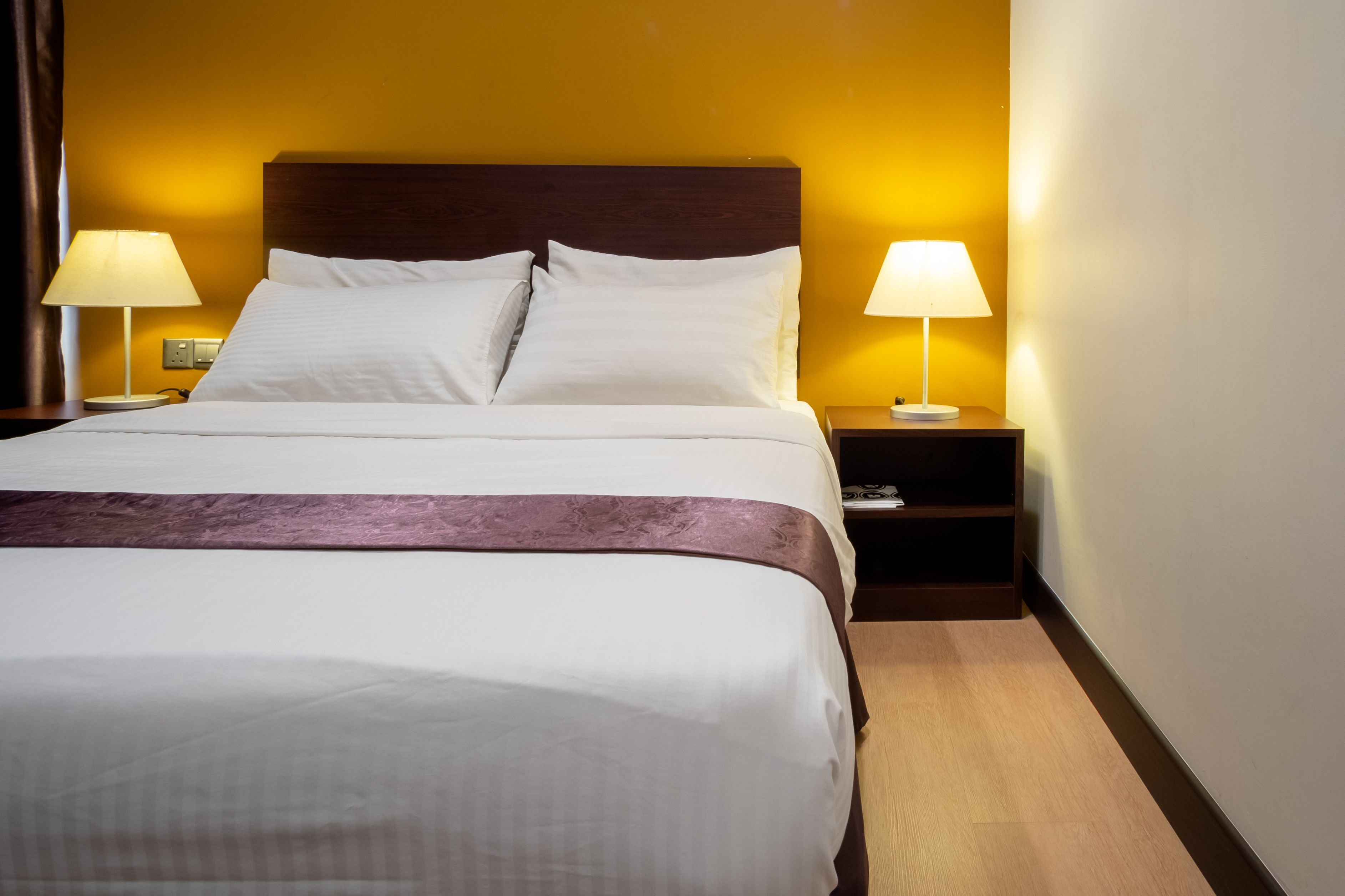 Superior Room, 1 Katil Ratu (Queen) | Meja, seterika/papan seterika, Wi-fi percuma, cadar katil 