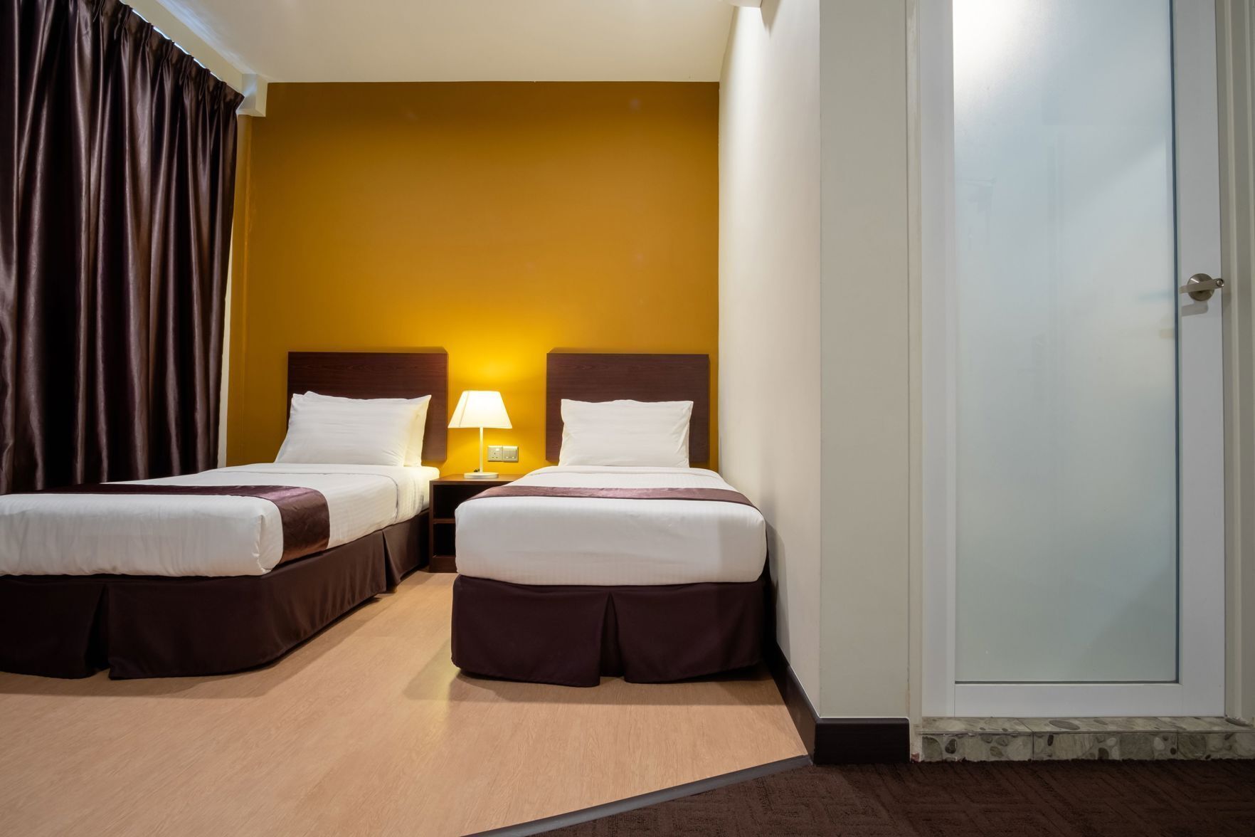 Desk, iron/ironing board, free WiFi, bed sheets