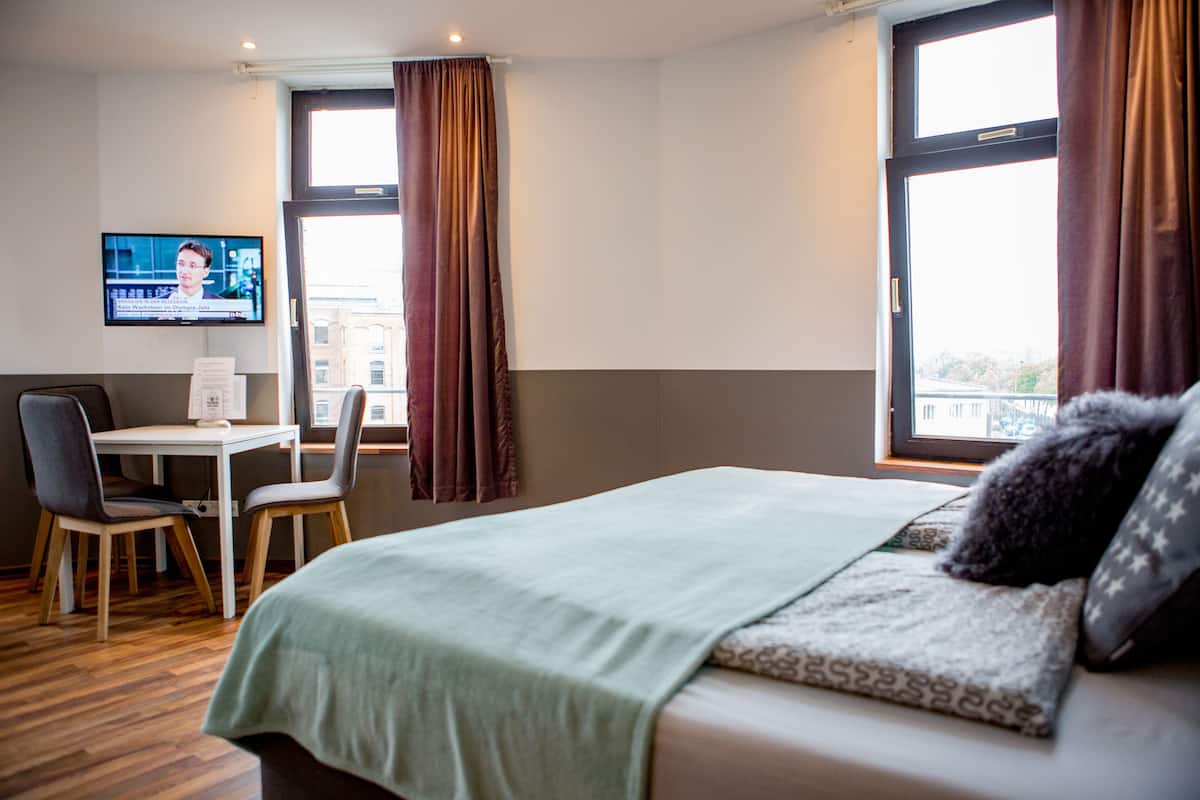 Comfort-Zimmer | Individuell dekoriert, individuell eingerichtet, Verdunkelungsvorhänge