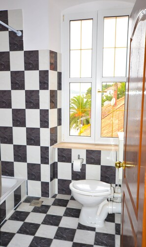 Double Room, Sea View | Bathroom