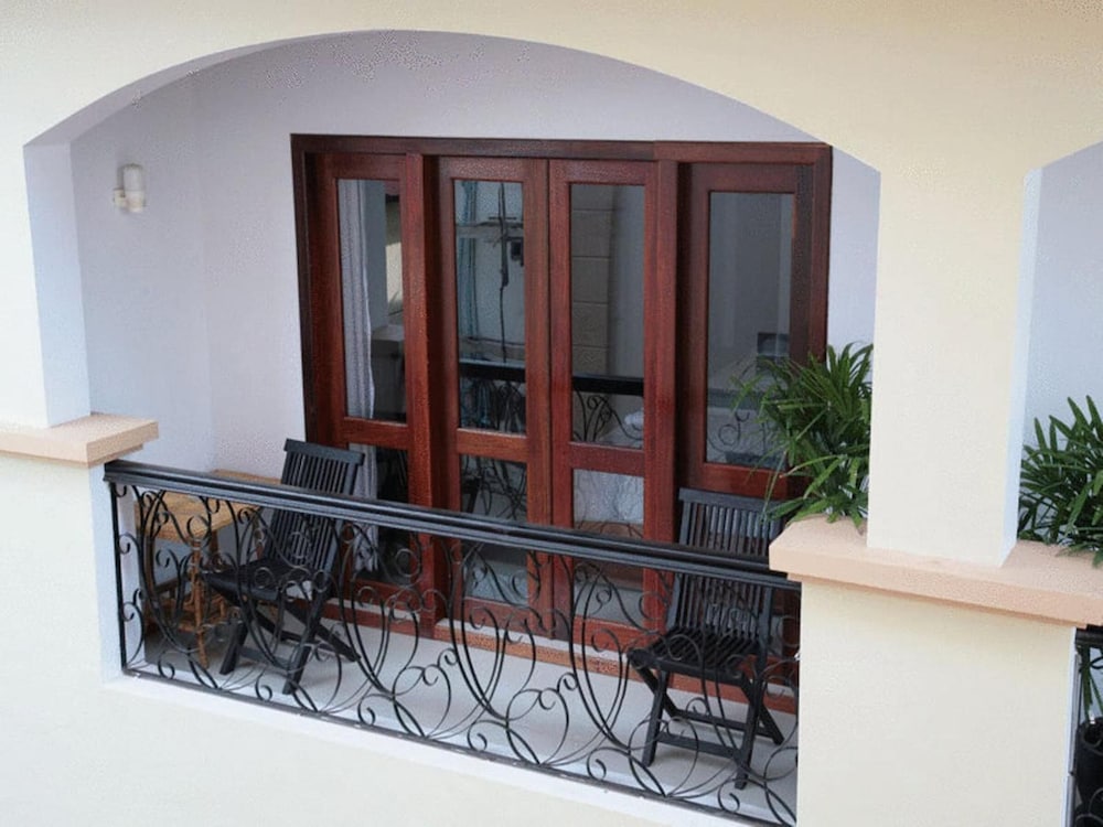 Mom's Guesthouse by null