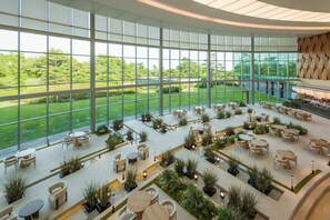 Cafe - WE Hotel Jeju (Seogwipo)