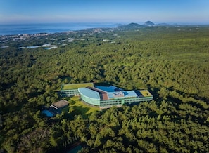 Exterior - WE Hotel Jeju (Seogwipo)