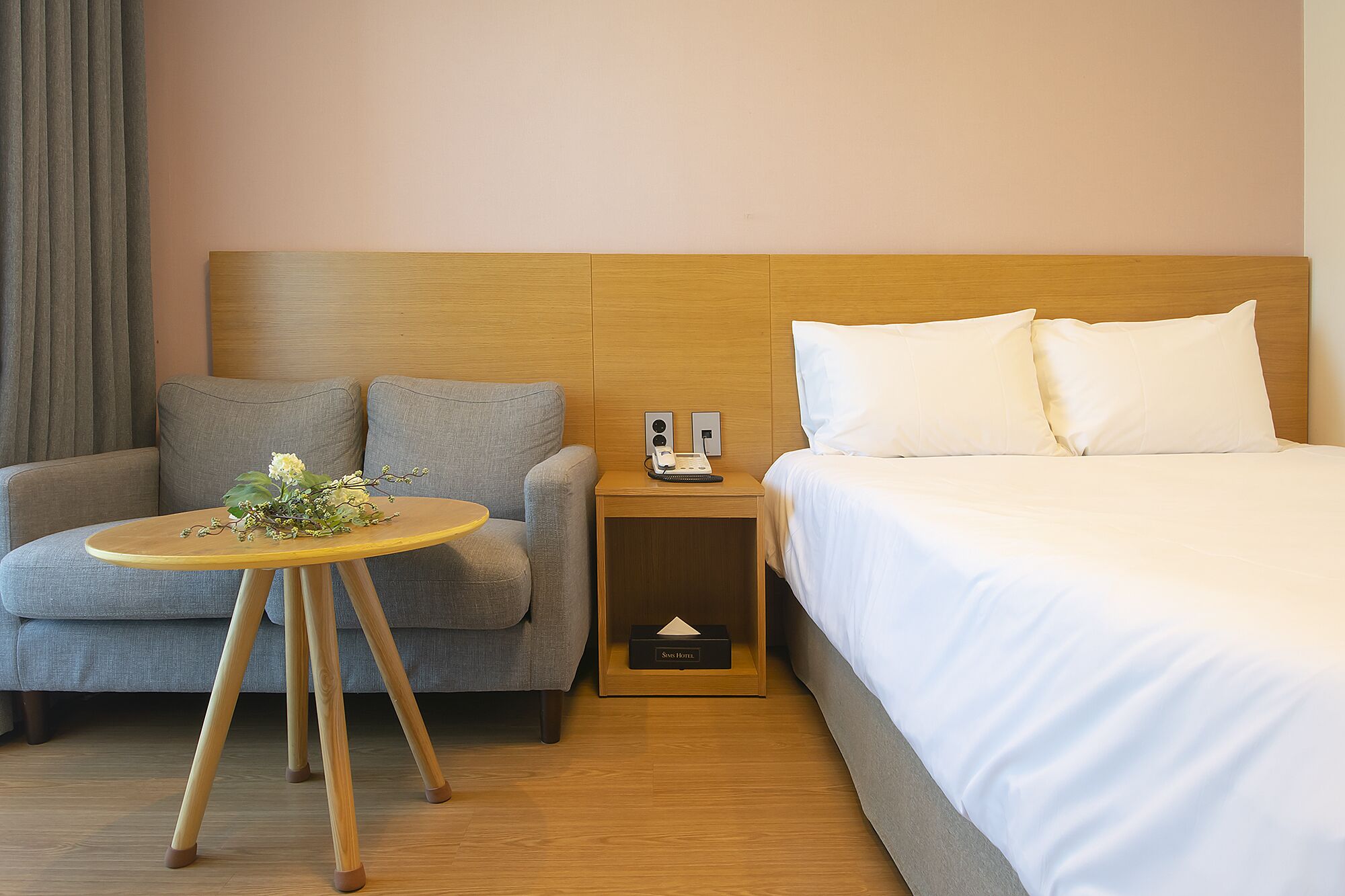 standard double room | 1 bedroom, blackout curtains, soundproofing, free wifi