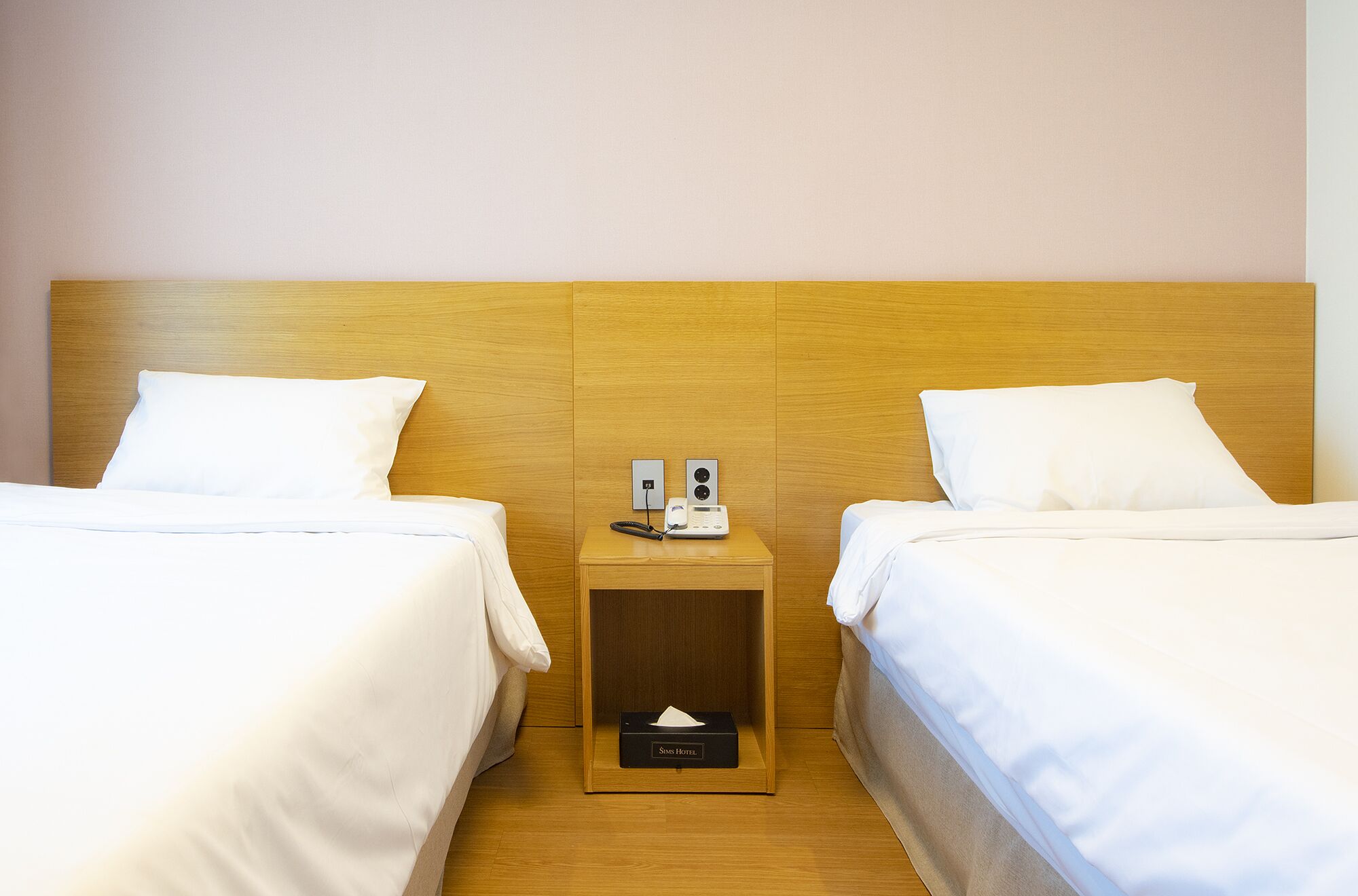 standard twin room | 1 bedroom, blackout curtains, soundproofing, free wifi