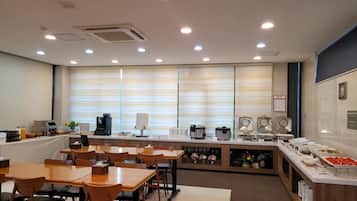 供应早餐