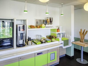 Exterior - ibis budget Aeroport le Bourget Garonor (Le Blanc-Mesnil)