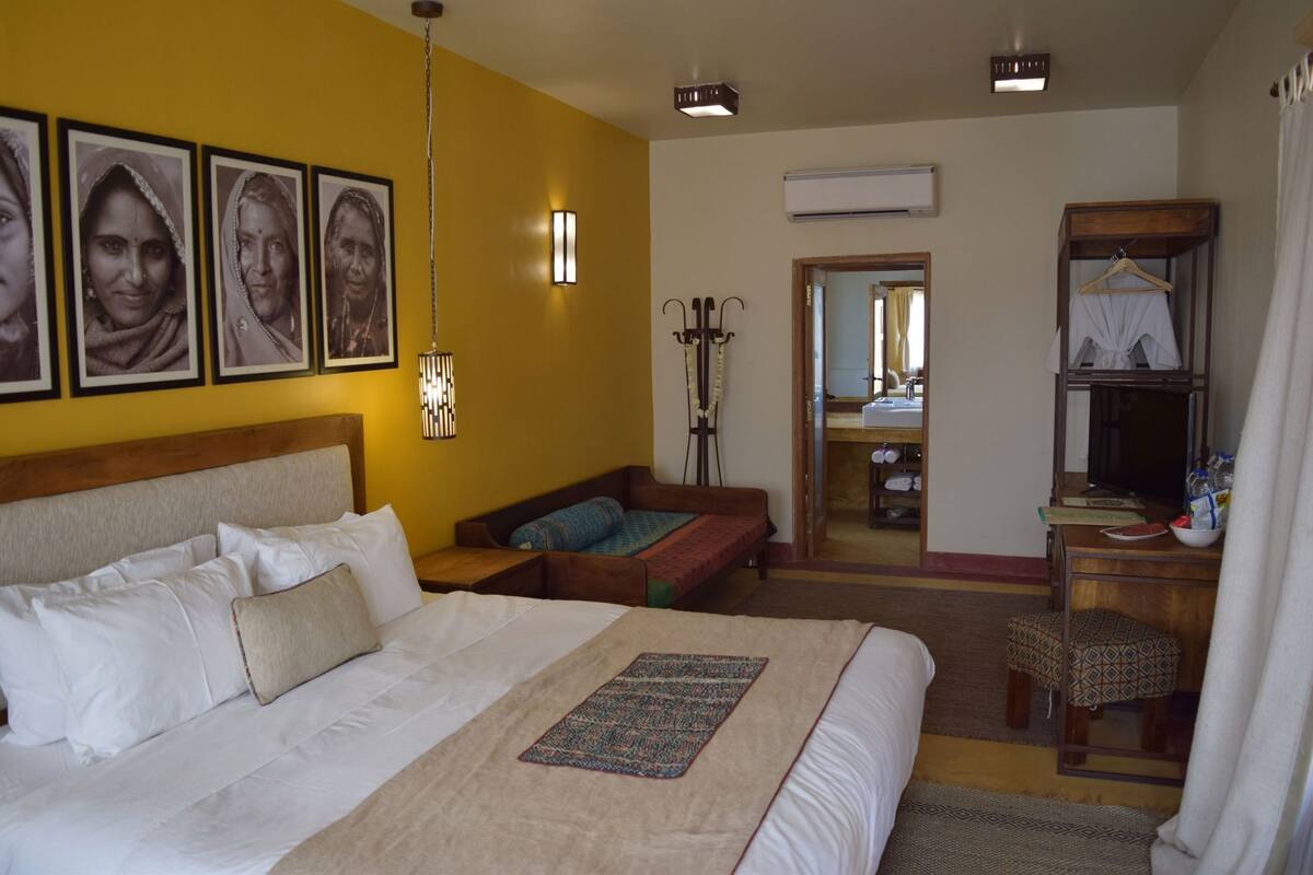 Premium bedding, minibar, in-room safe, free WiFi