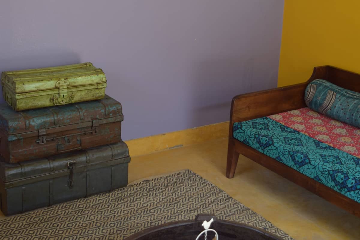 executive double room, 1 king bed, city view, courtyard area | living room | 32-inch flat-screen tv with cable channels, tv