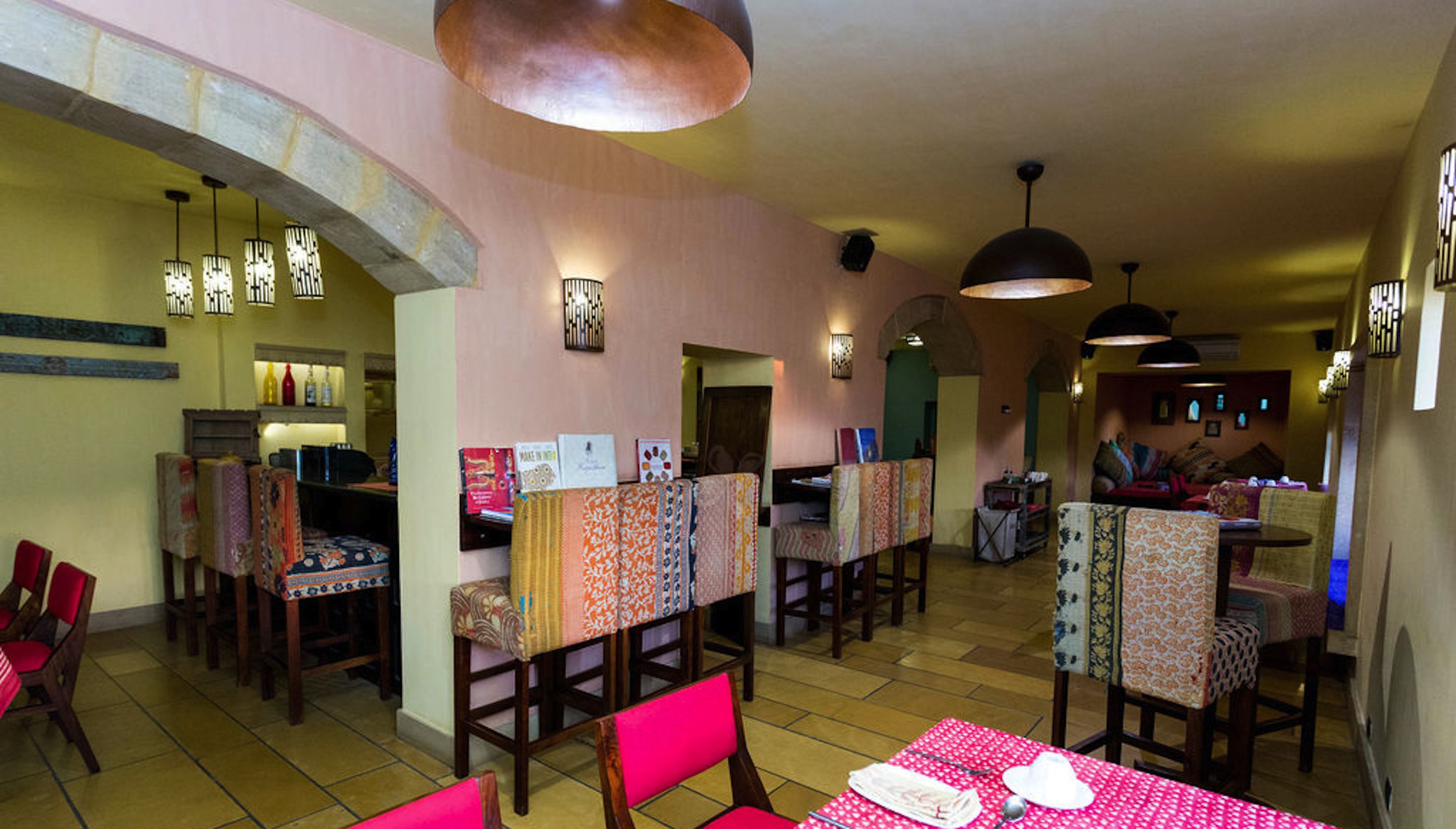 breakfast (inr 550 per person)