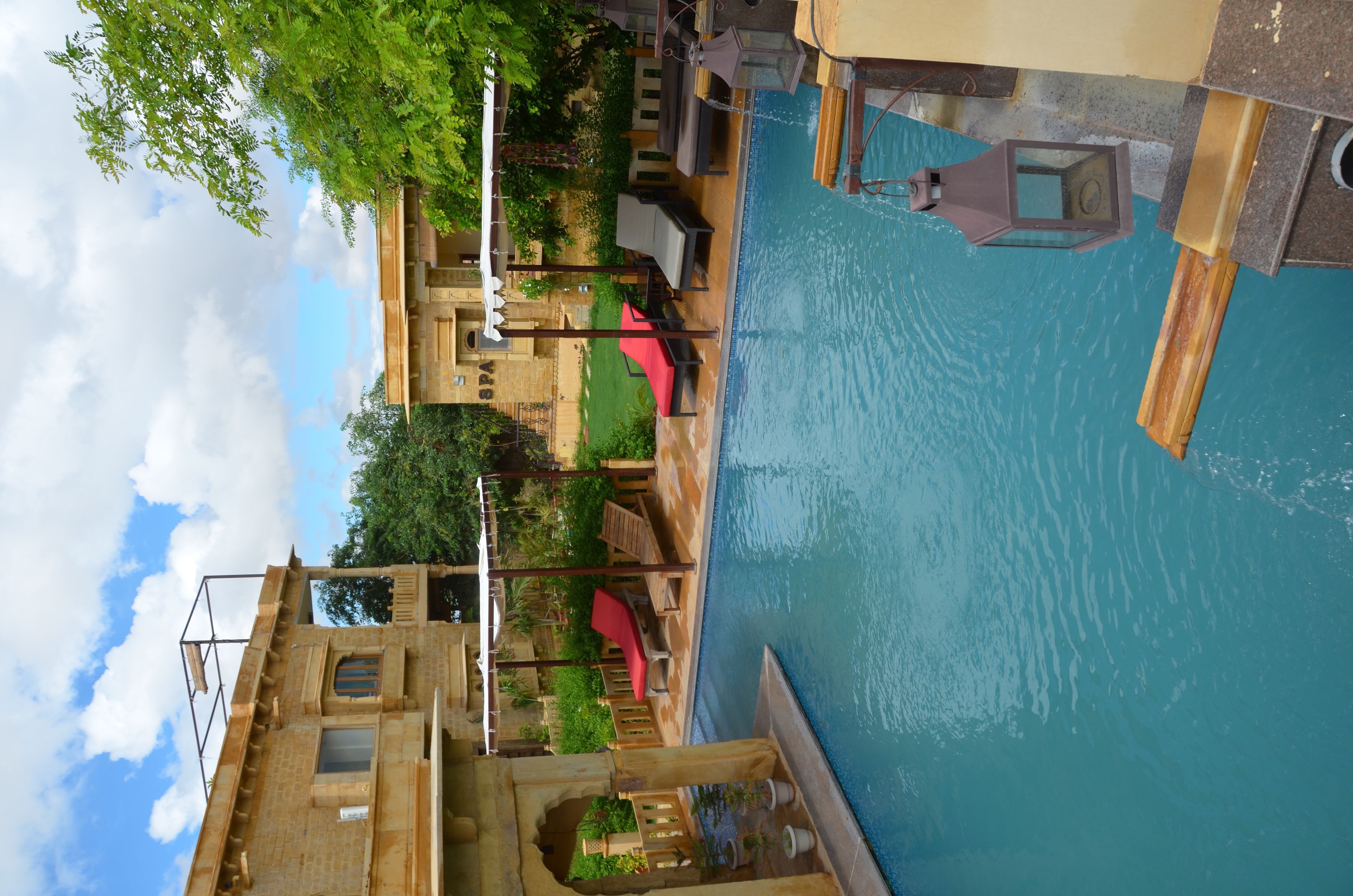 outdoor pool, pool loungers