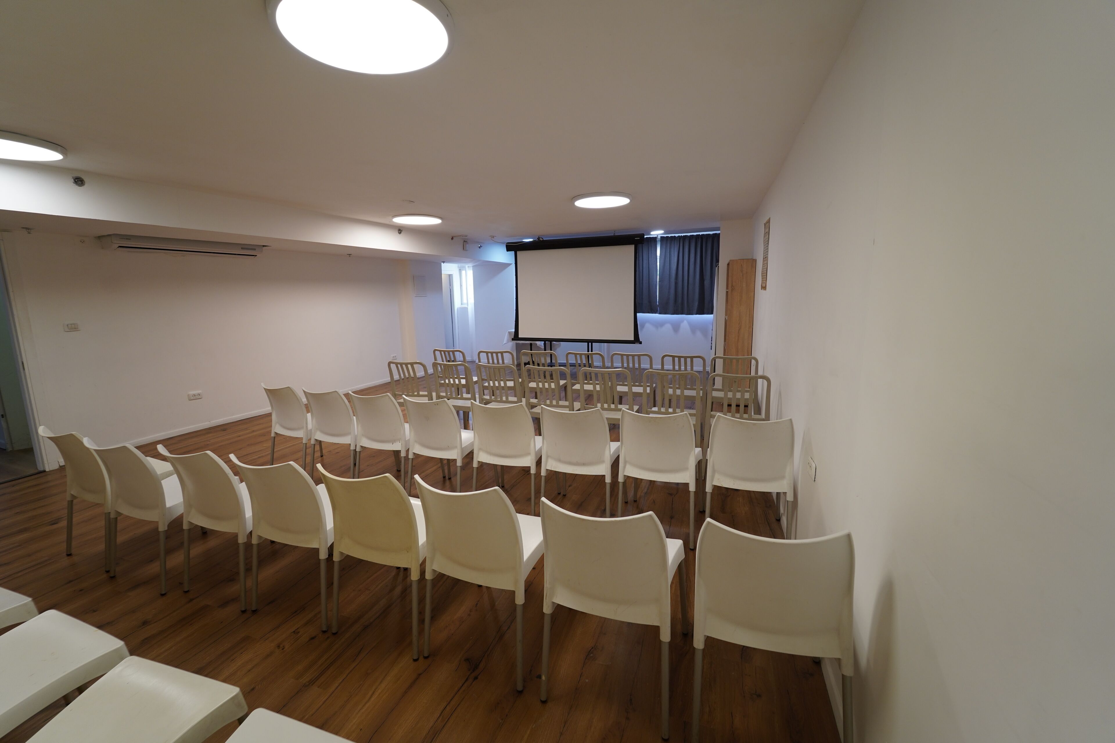 Photo - Spirit of Herzl Hotel הרוח של הרצל