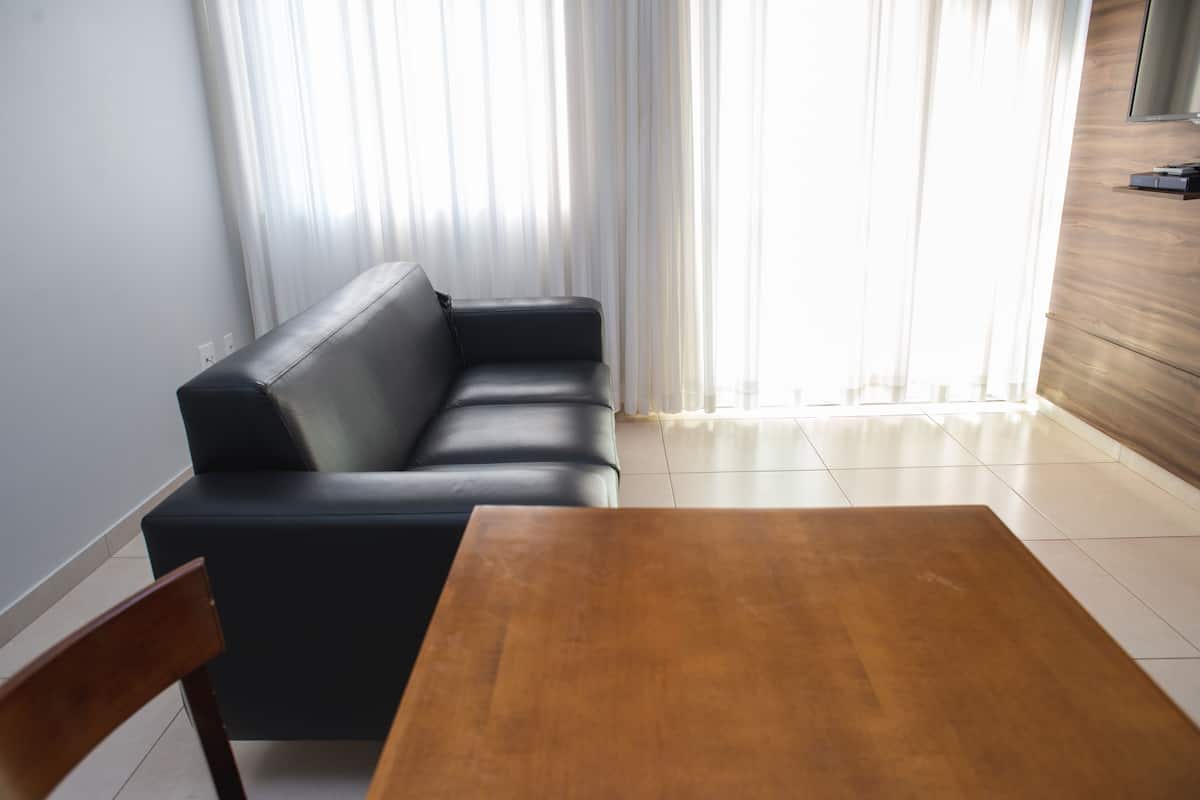 apartment, 3 bedrooms | 1 bedroom, minibar, in-room safe, desk