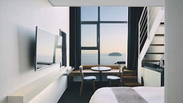 Panoramic Room, 2 Queen Beds, Non Smoking, Ocean View | Premium bedding, individually furnished, desk, laptop workspace