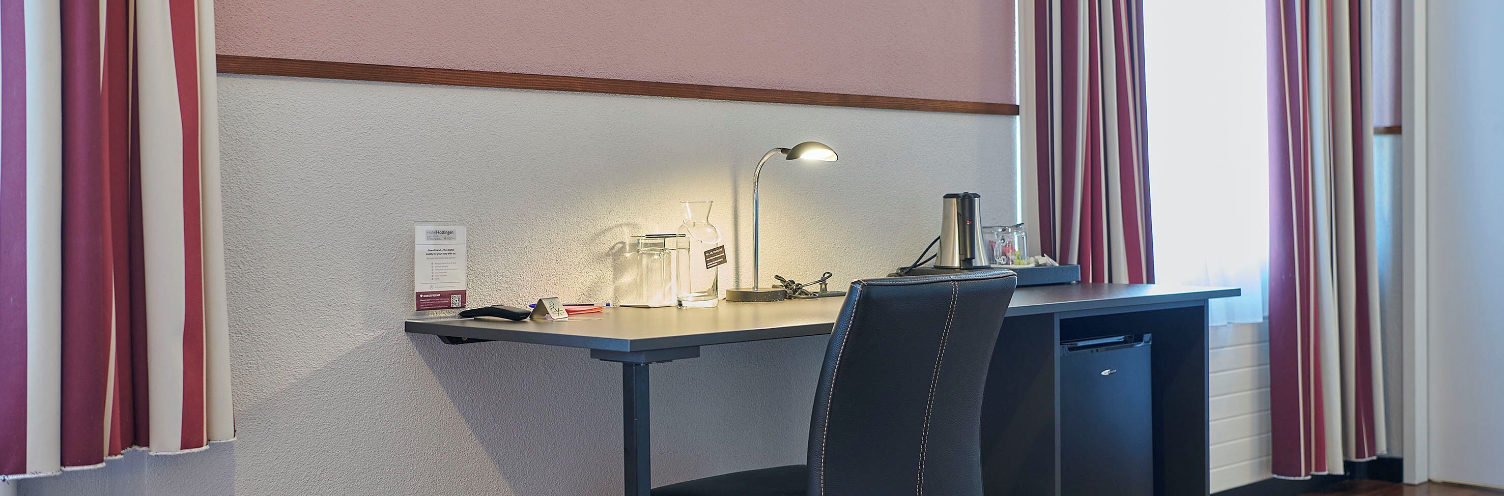 comfort double room, 1 bedroom | 1 bedroom, hypo-allergenic bedding, down duvets, laptop workspace