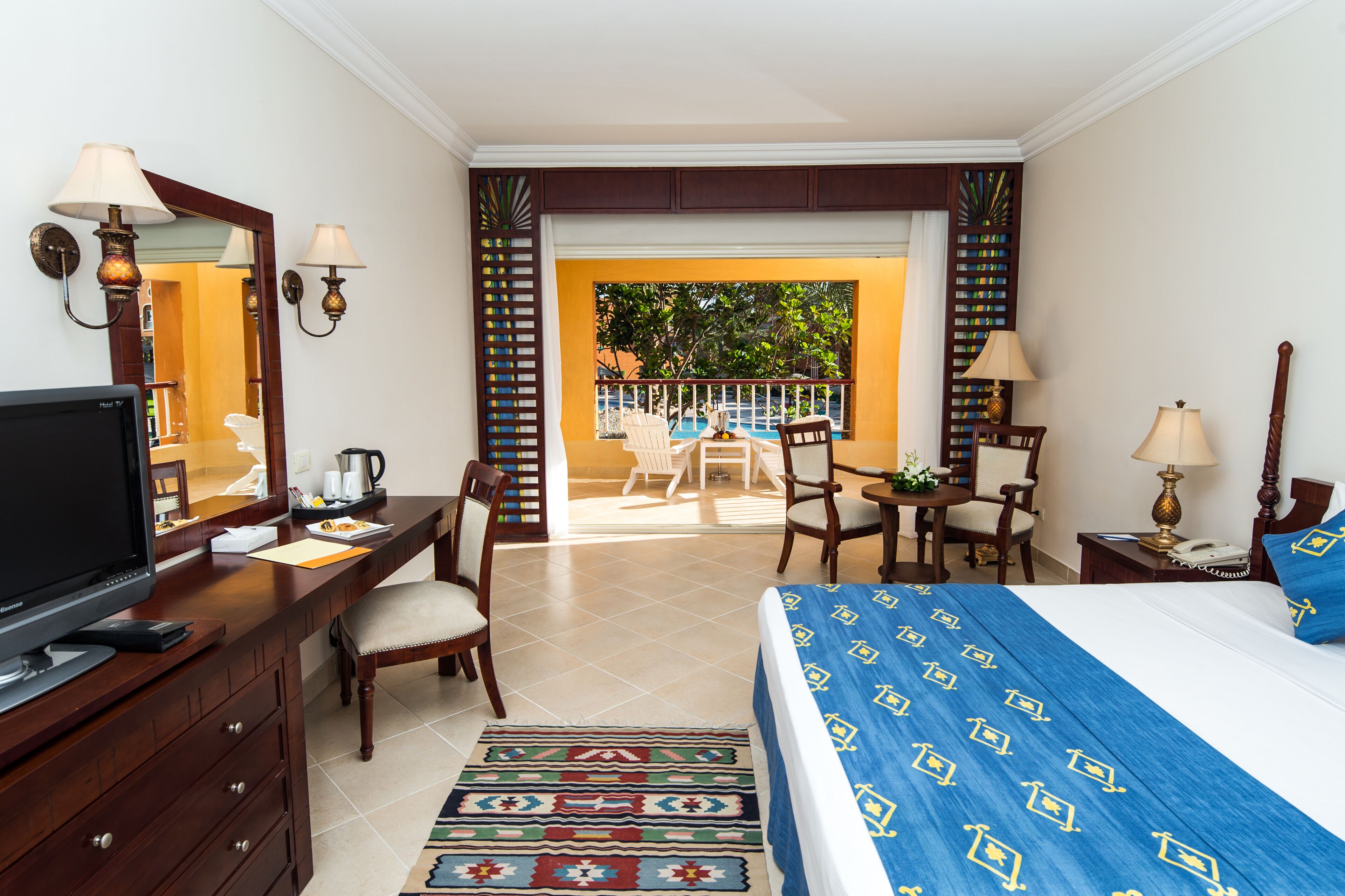 1 bedroom, minibar (some free items), in-room safe, desk