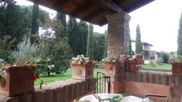 Superior Cottage, 1 Bedroom, Patio, Park View | Porch