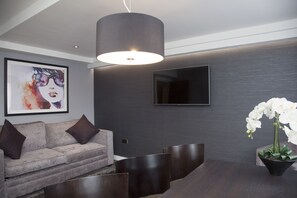 52-inch Smart TV with digital channels - Epic Apart Hotel - Duke Street (Liverpool)