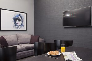 One Bedroom Luxe (Sleeps 5) | Living area | 52-inch Smart TV with digital channels - Epic Apart Hotel - Duke Street (Liverpool)