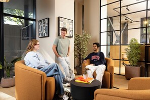 Reception - Chalmers Street (Edinburgh)