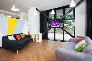 Interior - Chalmers Street (Edinburgh)