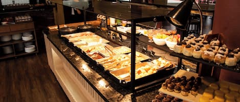 Breakfast, lunch, dinner served; international cuisine