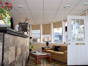 Lobby - Le Grand Kent Motel (Chatham-Kent)