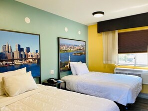 Rom, 2 dobbeltsenger, ikke-røyk | Sengetøy av topp kvalitet, senger med overmadrass og safe på rommet