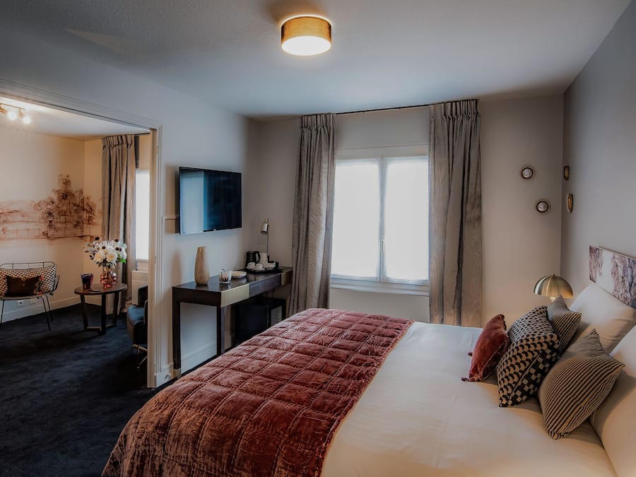 Quarto júnior, 1 quarto | Cofres nos quartos, quartos à prova de som, Wi-Fi de cortesia