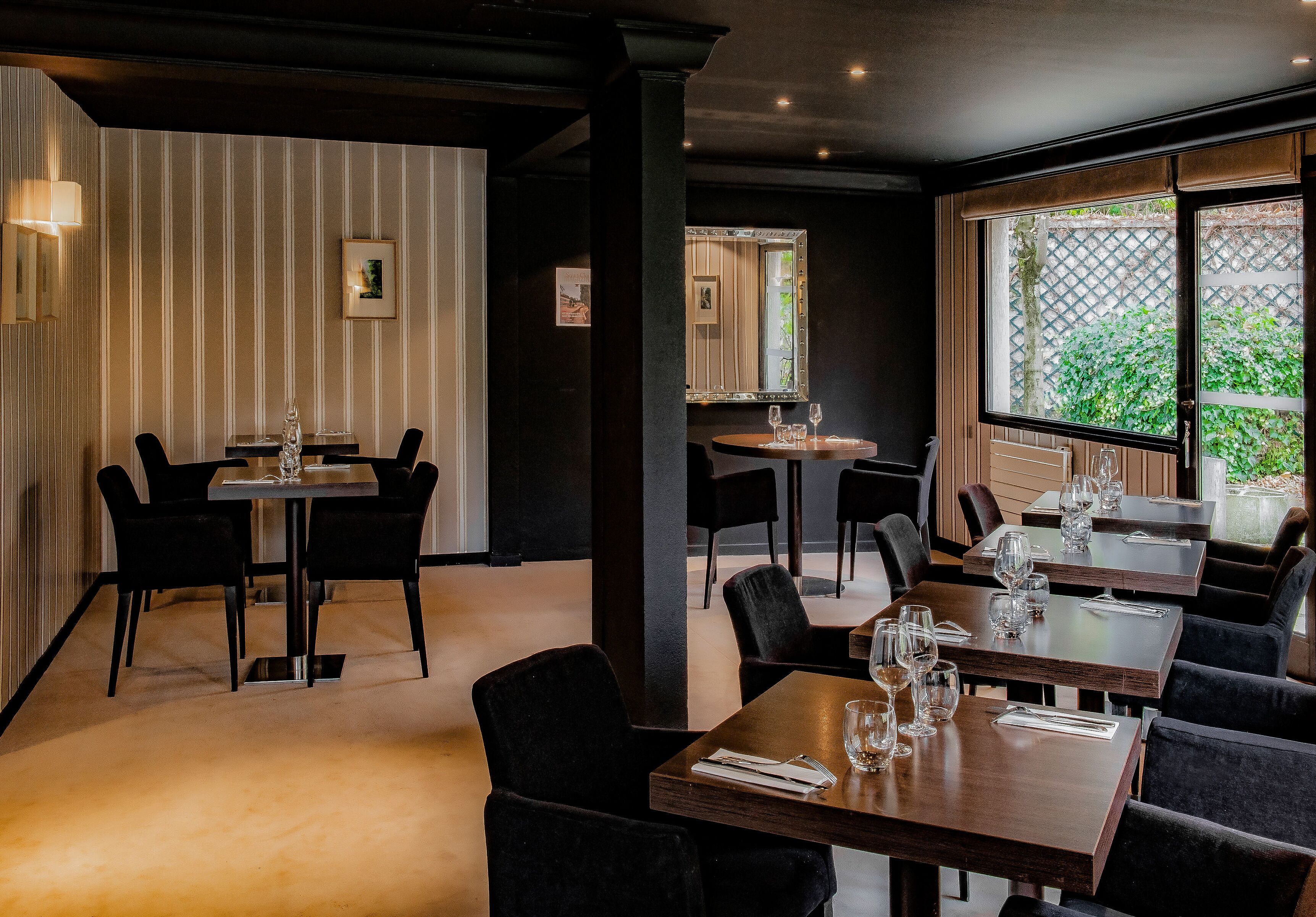 lunch and dinner served, french cuisine