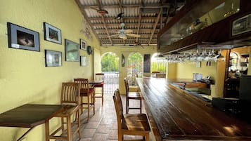 Poolside bar