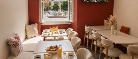 Daily continental breakfast for a fee