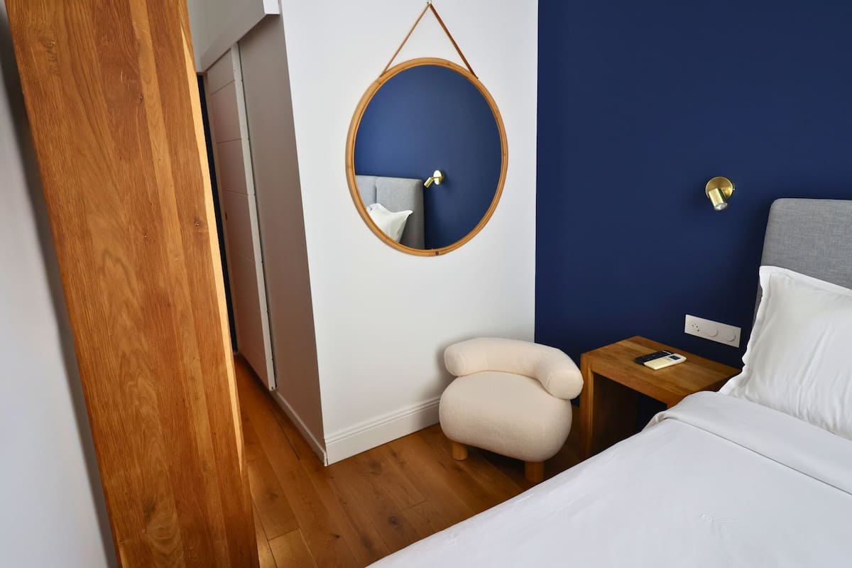 Chambre Classique | Chambres insonorisées, fer et planche à repasser, Wi-Fi gratuit