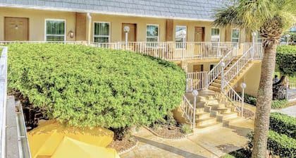 Inn on the Gulf